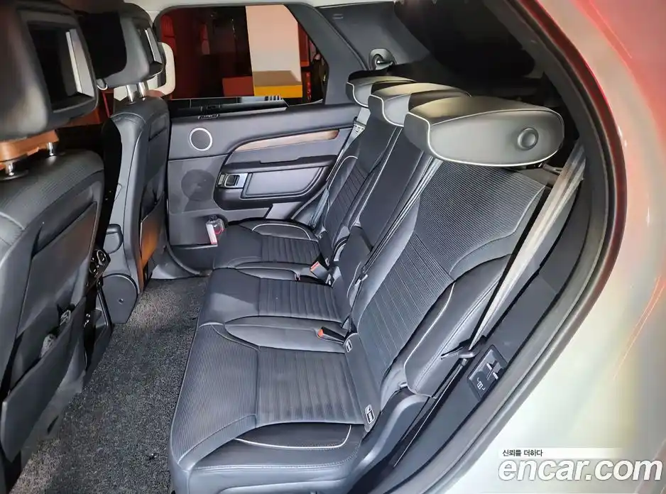 Land Rover Discovery 2017 3.0 Автомат в Москве № 166916, фото 8