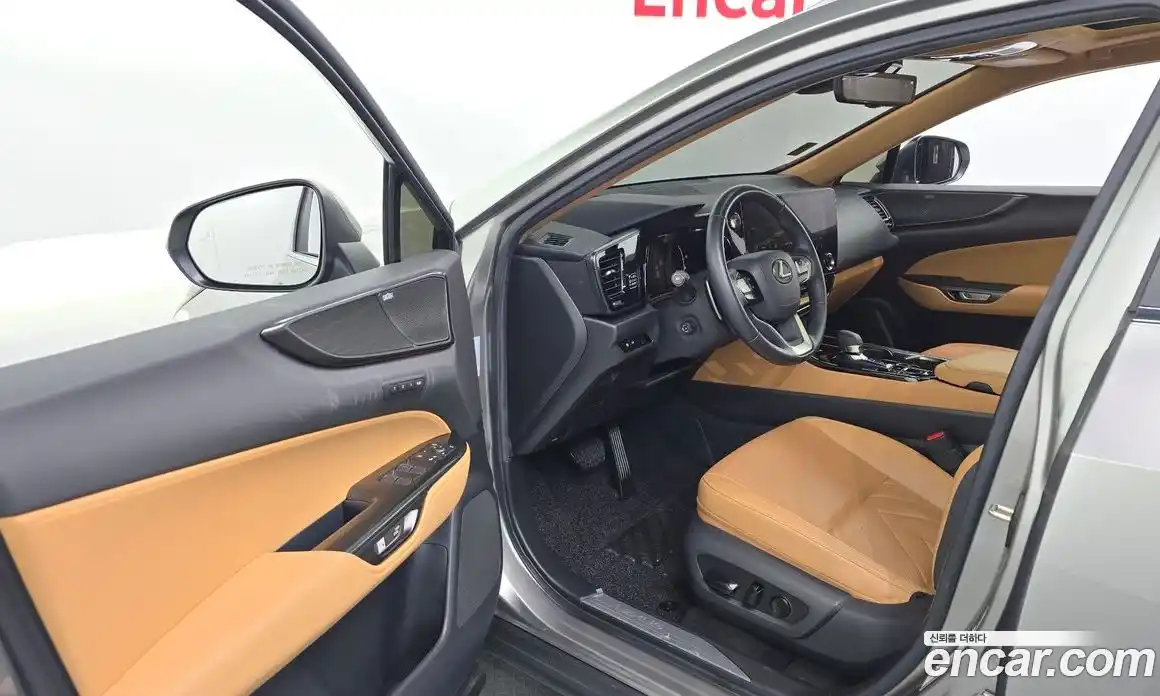 Lexus NX 2024 2.5 Автомат в Москве № 168068, фото 15