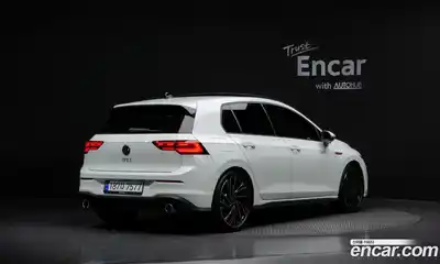 Volkswagen Golf, 2023