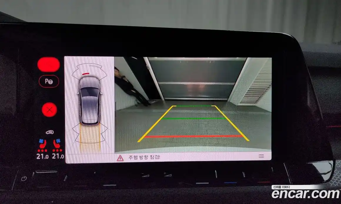 Volkswagen Golf 2023 2.0 Автомат в Москве № 168421, фото 19