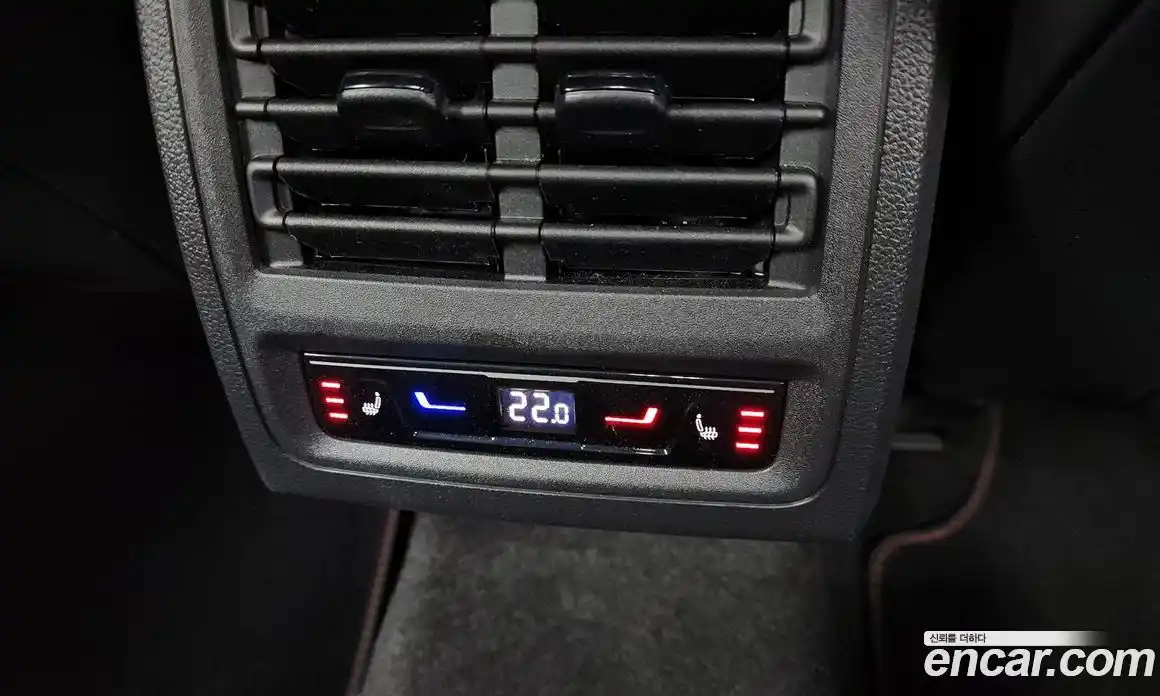 Volkswagen Golf 2023 2.0 Автомат в Москве № 168421, фото 20