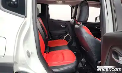 Jeep Renegade 2016 2.4 Автомат в Москве № 169899, миниатюра 4