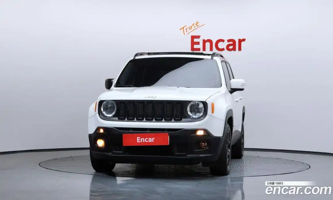 Jeep Renegade 2016 2.4 Автомат в Москве № 169899, фото 8