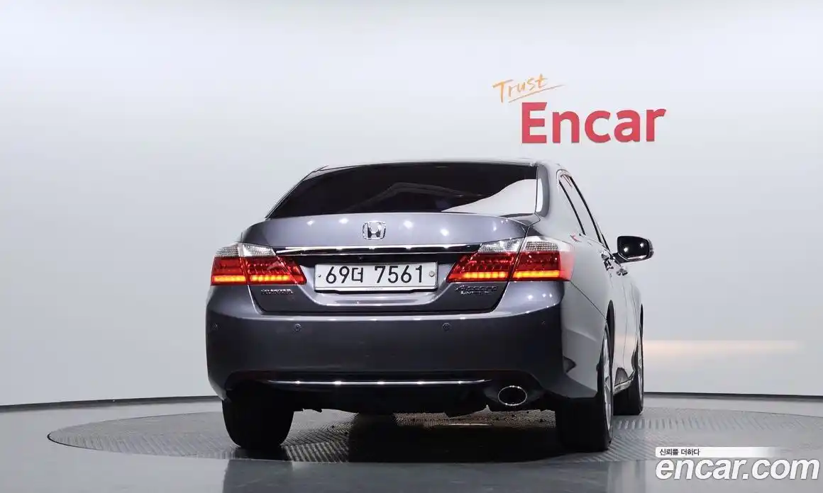 Honda Accord 2015 2.4 Автомат в Москве № 170587, фото 12