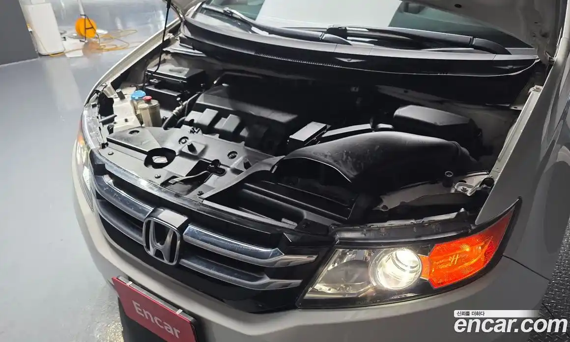 Honda Odyssey 2015 3.5 Автомат в Москве № 170604, фото 12