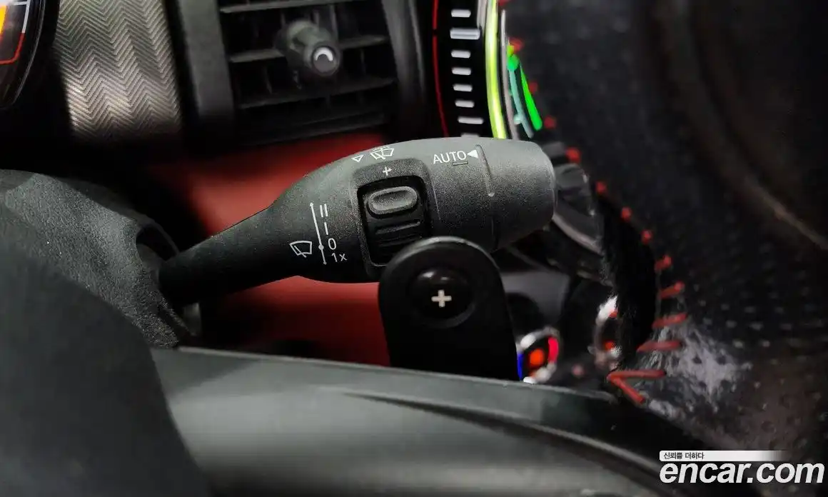 Mini Cooper Convertible 2019 2.0 Автомат в Москве № 171295, фото 15