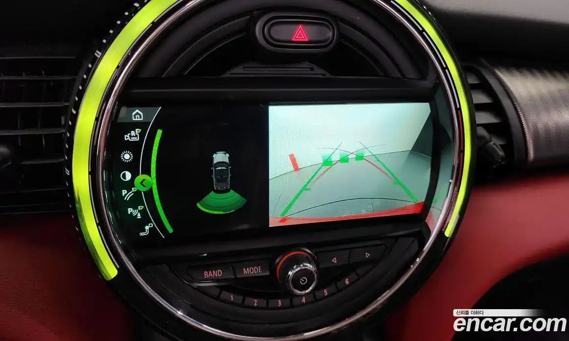 Mini Cooper Convertible 2019 2.0 Автомат в Москве № 171295, фото 20