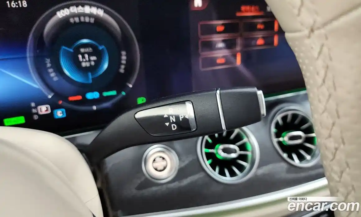 Mercedes-Benz E-Class 2023 3.0 Автомат в Москве № 175628, фото 13