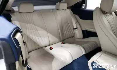 Mercedes-Benz E-Class 2023 3.0 Автомат в Москве № 175628, миниатюра 4