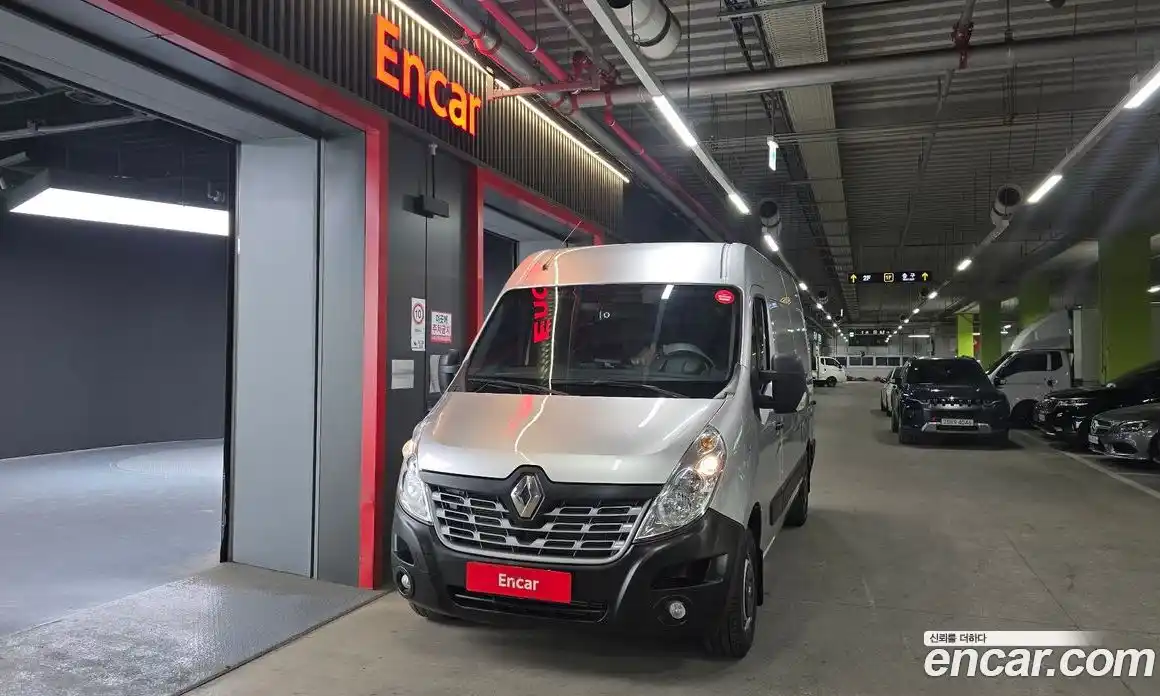 Renault Master 2019 2.3 Механическая в Москве № 177678, фото 3