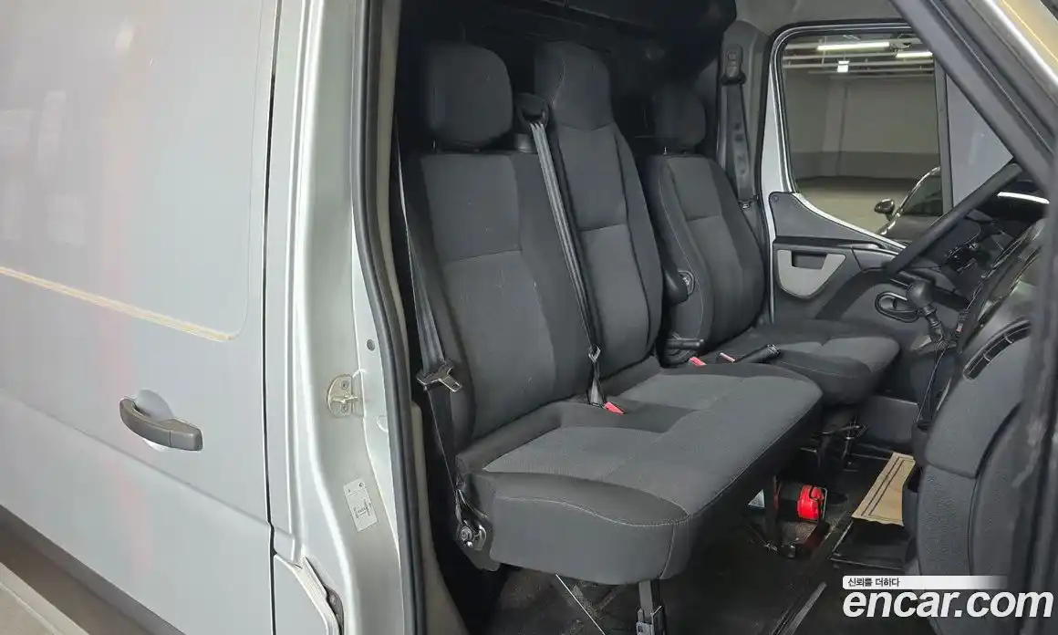 Renault Master 2019 2.3 Механическая в Москве № 177678, фото 8