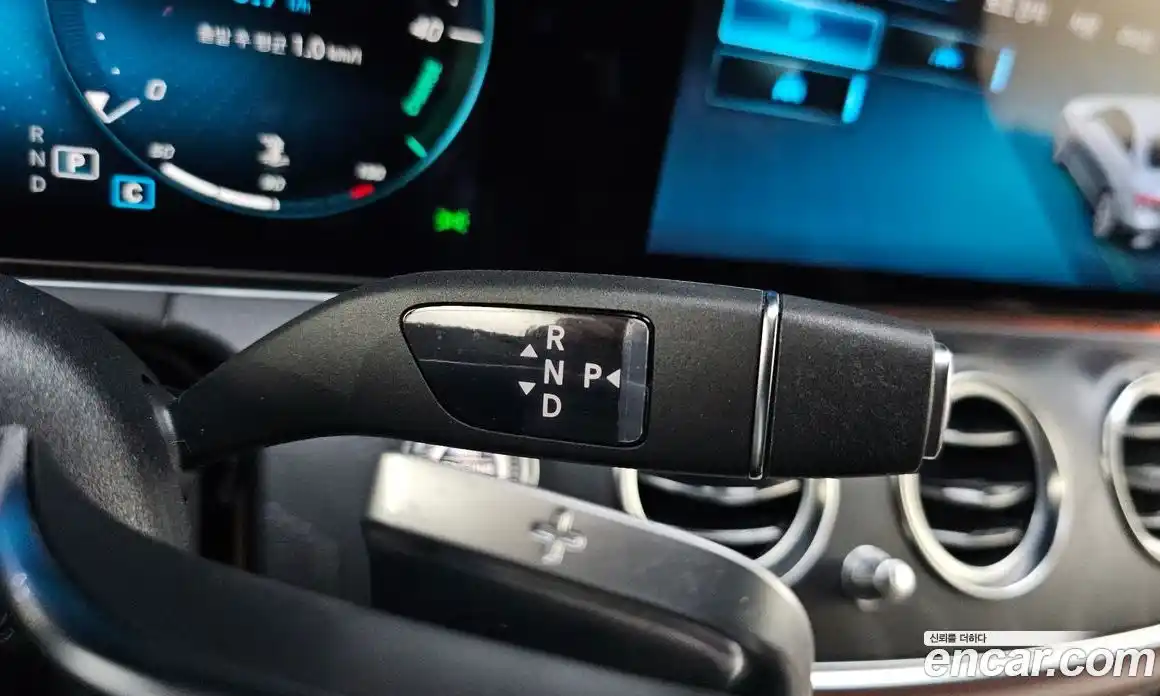 Mercedes-Benz E-Class 2023 2.0 Автомат в Москве № 178905, фото 5