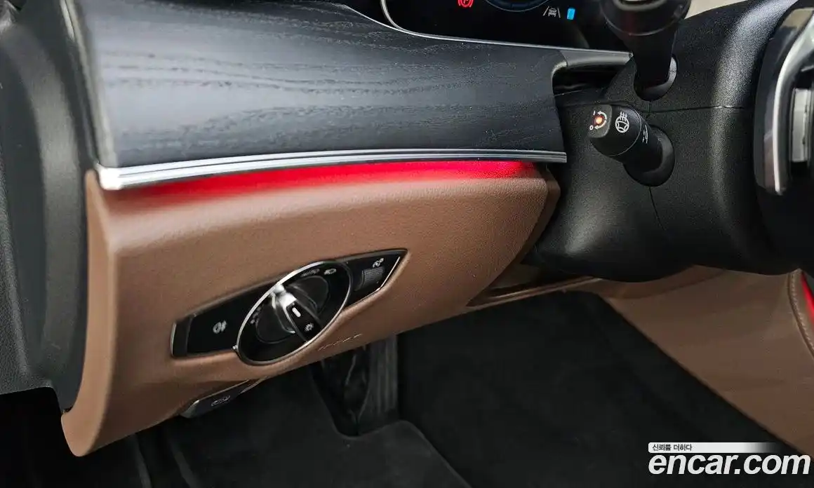 Mercedes-Benz E-Class 2023 2.0 Автомат в Москве № 178905, фото 7