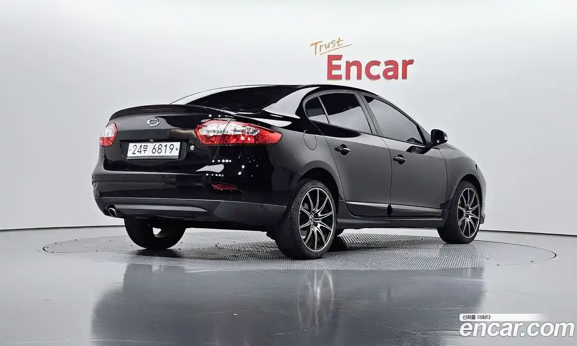 Renault SM3 2010 1.6 Автомат в Москве № 183931, фото 13