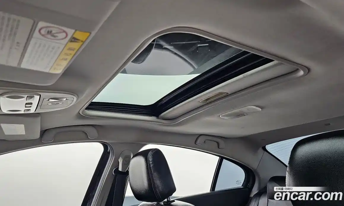 Renault SM3 2010 1.6 Автомат в Москве № 183931, фото 17