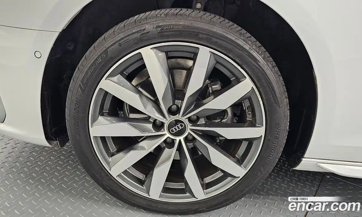 Audi A4 2023 2.0 Автомат в Москве № 186912, фото 19