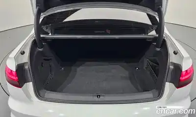 Audi A4 2023 2.0 Автомат в Москве № 186912, миниатюра 4