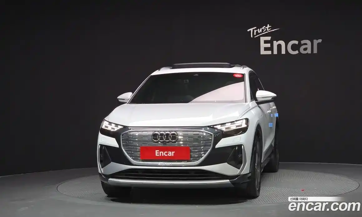 Audi Q4 e-tron 2023 0.2 Автомат в Москве № 193240, фото 13