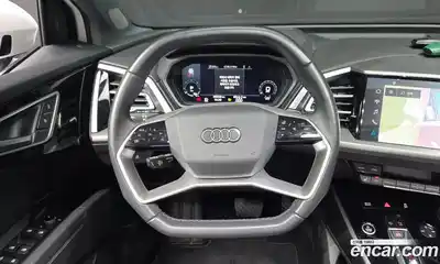Audi Q4 e-tron 2023 0.2 Автомат в Москве № 193240, миниатюра 2