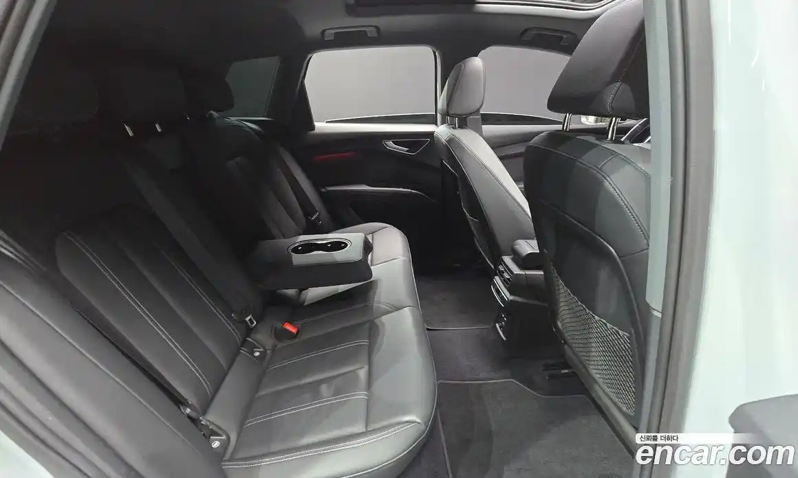 Audi Q4 e-tron 2023 0.2 Автомат в Москве № 193240, фото 6