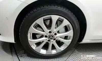 Mercedes-Benz E-Class 2019 2.0 Автомат в Москве № 194699, миниатюра 4