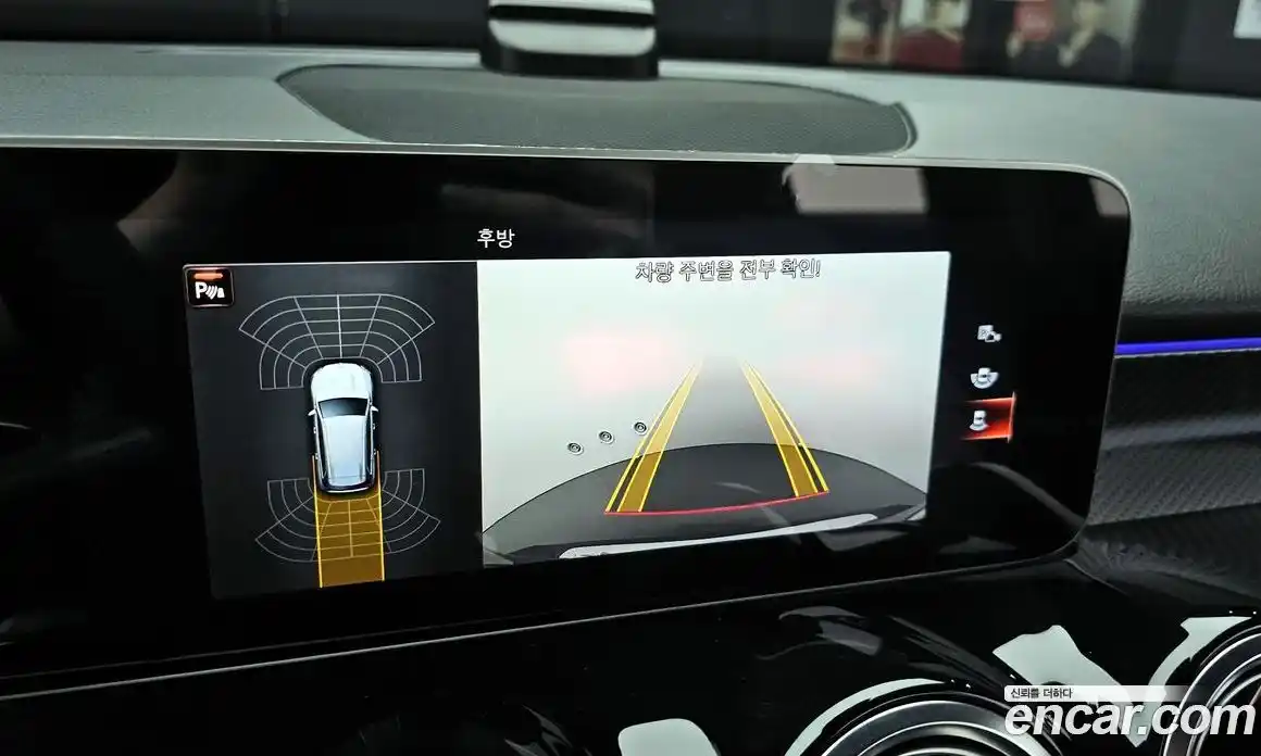 Mercedes-Benz GLB-Class 2020 2.0 Автомат в Москве № 195461, фото 13