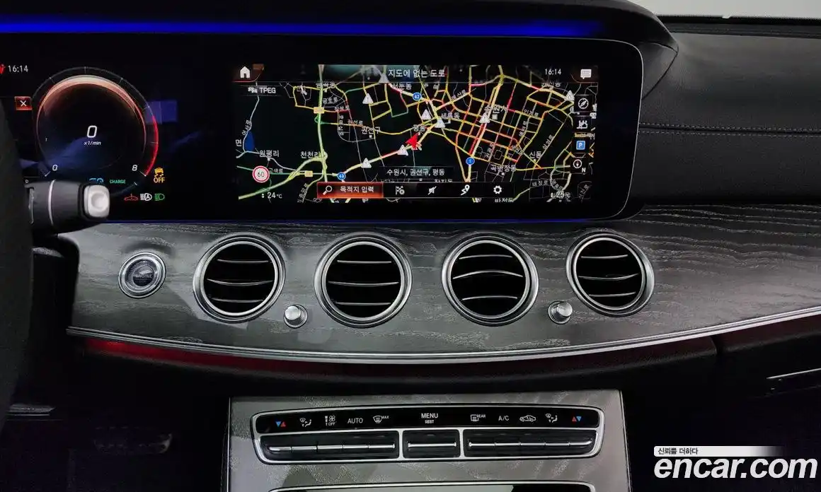 Mercedes-Benz E-Class 2021 2.0 Автомат в Москве № 195596, фото 11