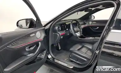 Mercedes-Benz E-Class 2021 2.0 Автомат в Москве № 195596, миниатюра 8