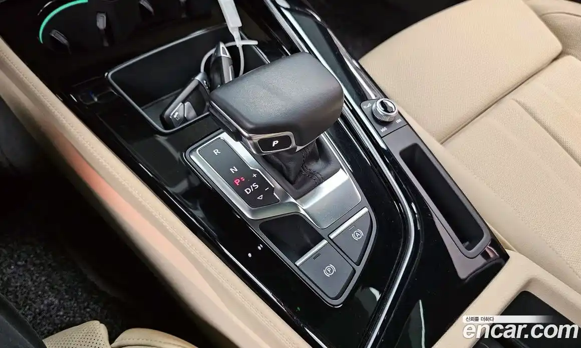 Audi A4 2021 2.0 Автомат в Москве № 196289, фото 16