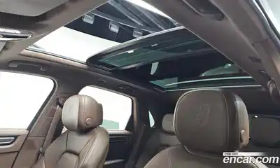 Porsche Cayenne 2022 3.0 Автомат в Москве № 197390, миниатюра 4