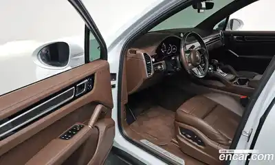 Porsche Cayenne 2022 3.0 Автомат в Москве № 197390, миниатюра 10