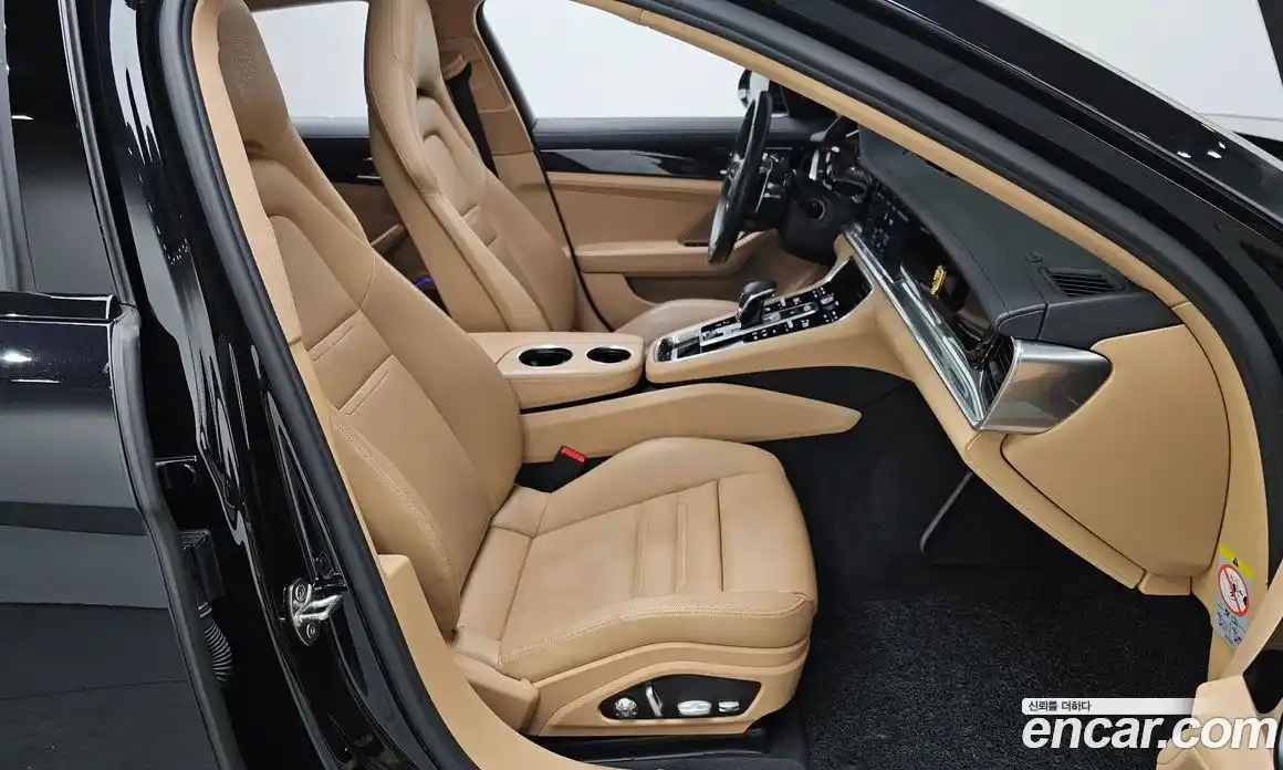 Porsche Panamera 2018 3.0 Автомат в Москве № 197555, фото 8