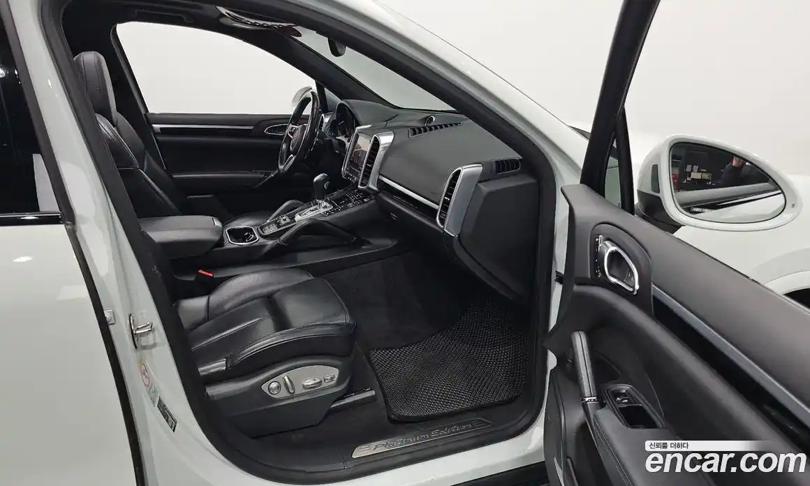 Porsche Cayenne 2017 3.0 Автомат в Москве № 197571, фото 12