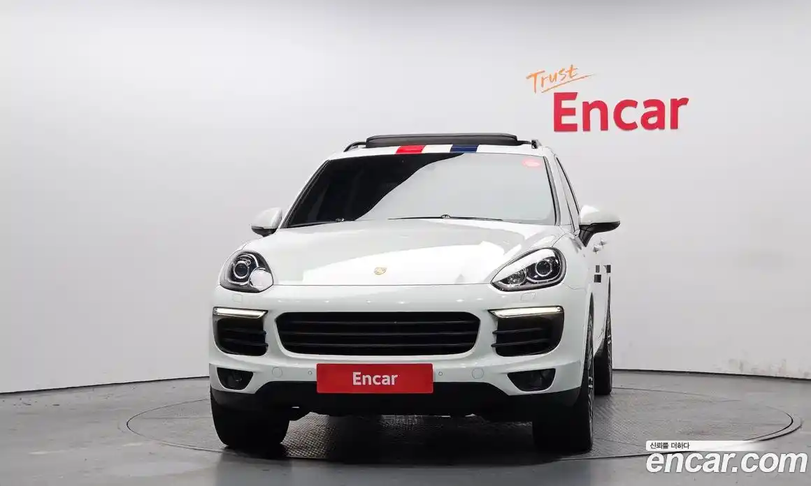 Porsche Cayenne 2017 3.0 Автомат в Москве № 197571, фото 3