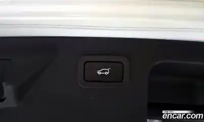 Land Rover Discovery Sport 2017 2.0 Автомат в Москве № 198279, миниатюра 12