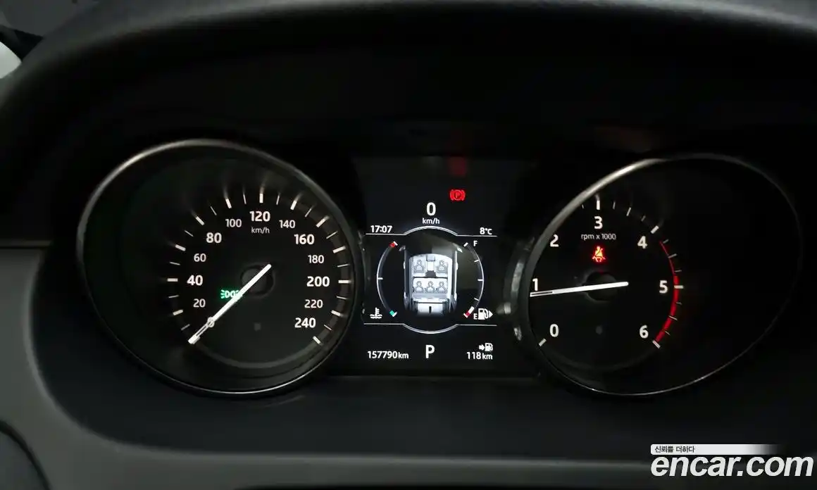 Land Rover Discovery Sport 2017 2.0 Автомат в Москве № 198279, фото 9