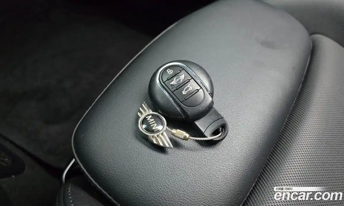 Mini Cooper 2015 1.5 Автомат в Москве № 198398, фото 5