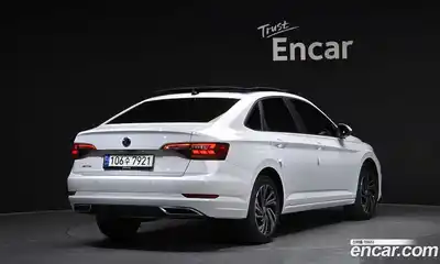 Volkswagen Jetta, 2021