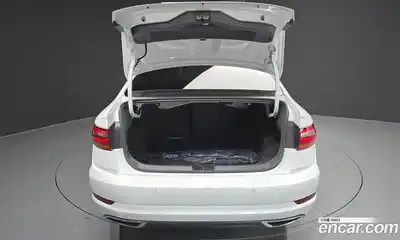 Volkswagen Jetta 2021 1.4 Автомат в Москве № 199048, миниатюра 12