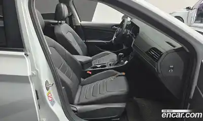 Volkswagen Jetta 2021 1.4 Автомат в Москве № 199048, миниатюра 2