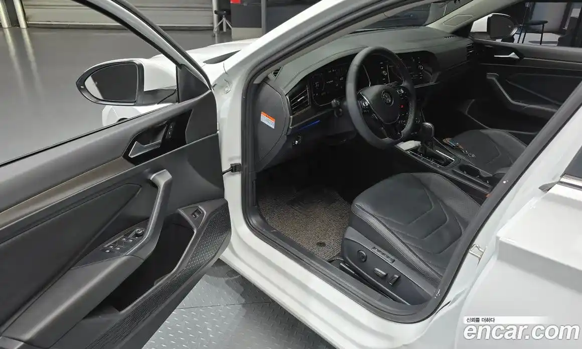 Volkswagen Jetta 2021 1.4 Автомат в Москве № 199048, фото 8