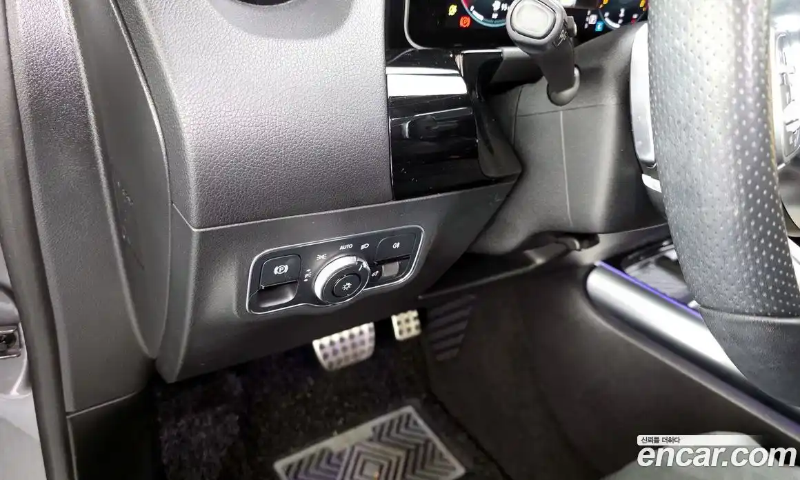 Mercedes-Benz GLA-Class 2020 2.0 Автомат в Москве № 209227, фото 11