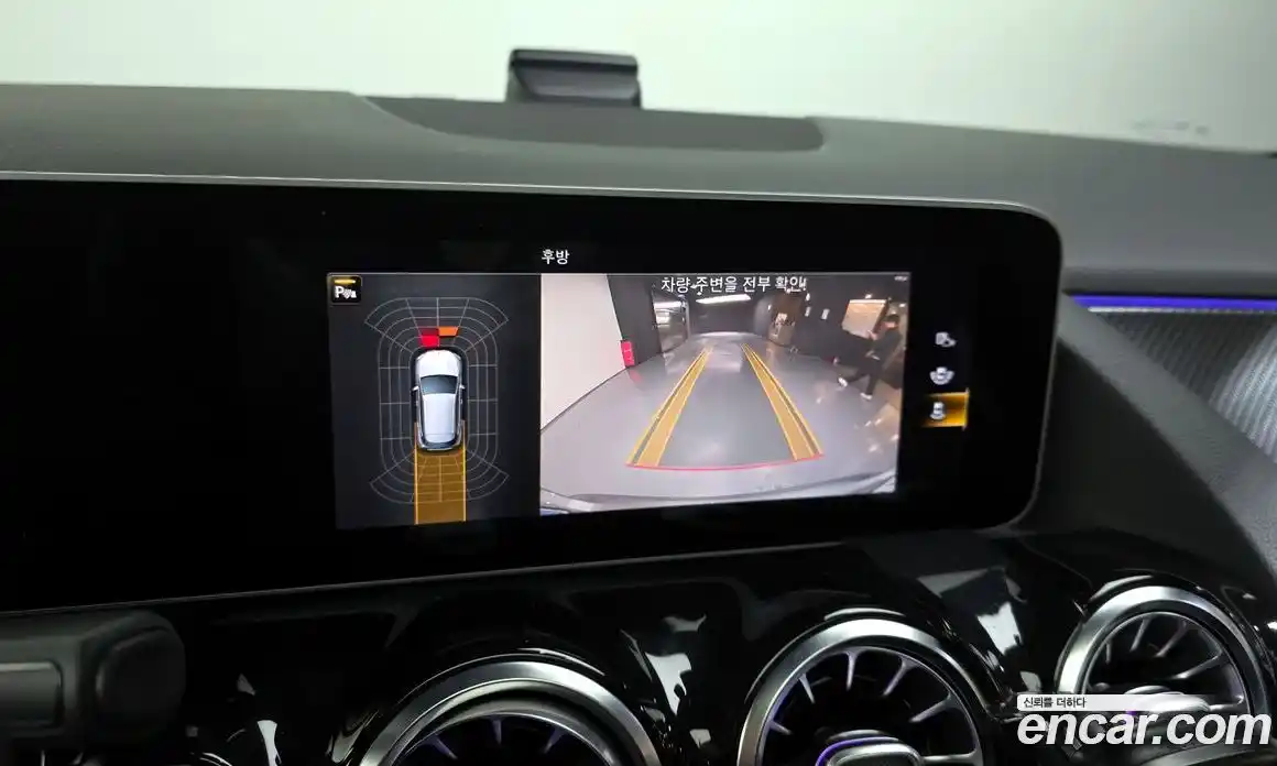 Mercedes-Benz GLA-Class 2020 2.0 Автомат в Москве № 209227, фото 15