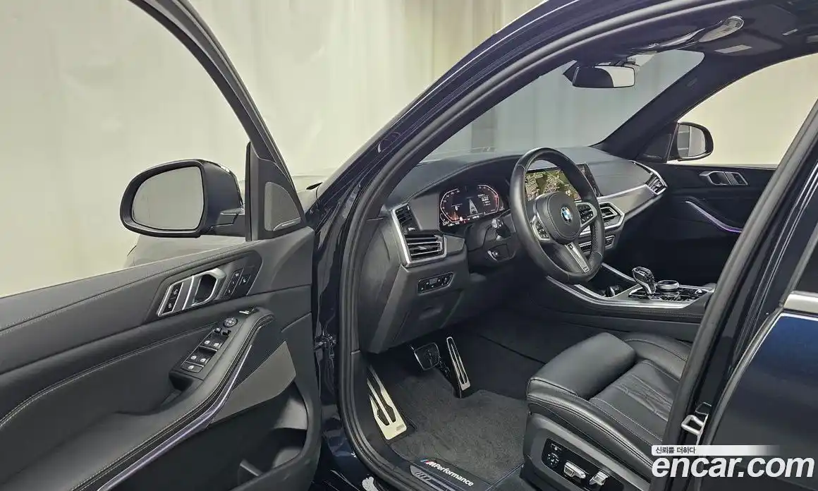 BMW X5 2023 3.0 Автомат в Москве № 211071, фото 7