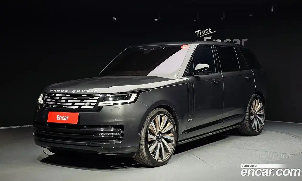 Land Rover Range-Rover 2023 4.4 Автомат в Москве № 213310, фото 7