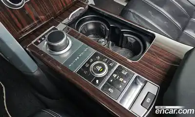 Land Rover Range-Rover 2015 4.4 Автомат в Москве № 213864, миниатюра 12