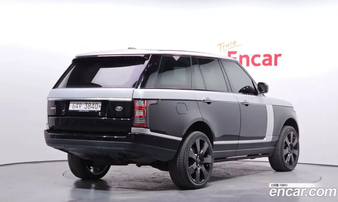 Land Rover Range-Rover 2015 4.4 Автомат в Москве № 213864, фото 3