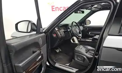 Land Rover Range-Rover 2015 4.4 Автомат в Москве № 213864, миниатюра 4