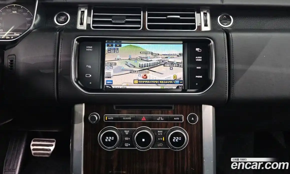 Land Rover Range-Rover 2015 4.4 Автомат в Москве № 213864, фото 5