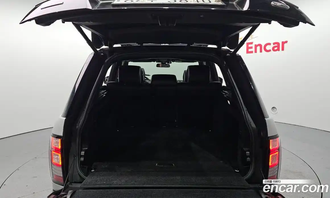 Land Rover Range-Rover 2015 4.4 Автомат в Москве № 213864, фото 10